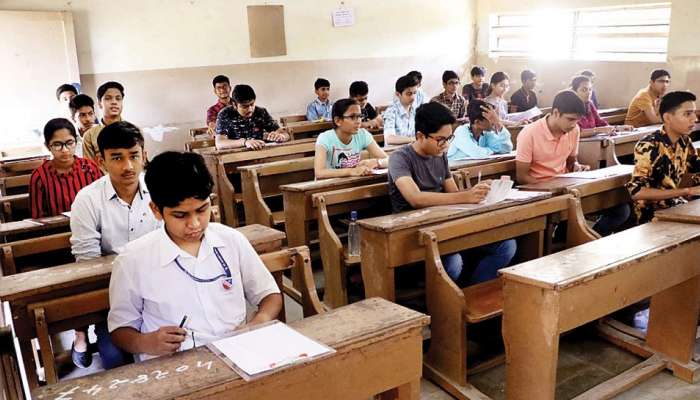 दहावीचा मराठीचा पेपर फुटला 