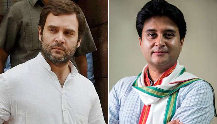 'सिंधिया तो झांकी है, अभी आधा दर्जन टॉप नेता बाकी हैं'