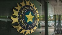 कोरोनामुळे बीसीसीआयचं मुख्यालय बंद, कर्मचाऱ्यांना 'वर्क फ्रॉम होम' सुविधा