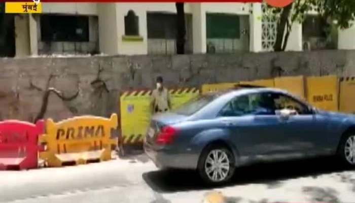 CM UDDHAV THACKERAY DRIVES HIS CAR ON THE ROAD
