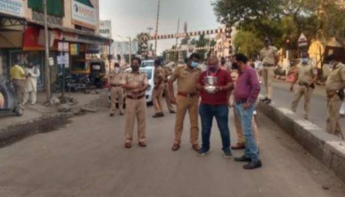 कोरोनामुळे पुण्यात अनेक भागात निर्बंध लागू