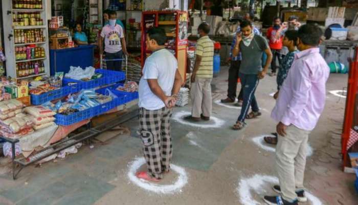 मुंबई-पुण्यातली दुकानं उघडायला या अटींसह परवानगी