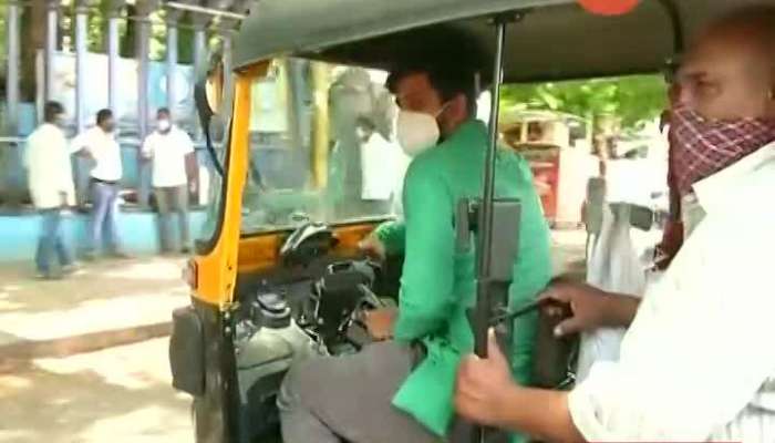 Pune Auto Driver Akshay Kothavale Help People In Lockdown