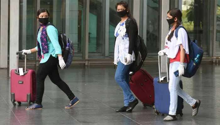 विमान प्रवास करणाऱ्यांना 'हे' आरोग्याचे नियम पाळावे लागणार 