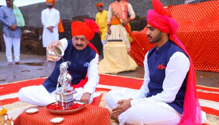 किल्ले रायगडावर शिवराज्याभिषेक सोहळ्याला सुरुवात