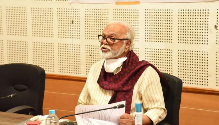 मंत्र्यांना डावलून प्रस्ताव, छगन भुजबळ नाराजीनंतर 'त्या' सहसचिवाची अखेर उचलबांगडी 