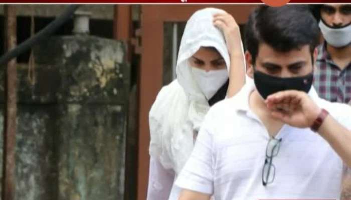Bollywood Celebs Attend Sushant Singh Rajput Funeral