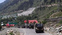 सैन्याधिकाऱ्यांमधील चर्चेनंतर चीनच्या ताब्यातील १० भारतीय जवान परतले