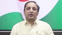 'बालभारती'च्या पुस्तकातून सुखदेव यांचा उल्लेख वगळला, काँग्रेस म्हणते...