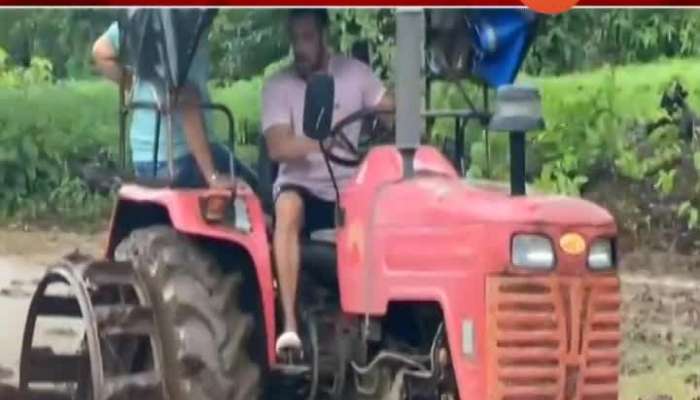  Actor Salman Khan Drive Tractor In Farm