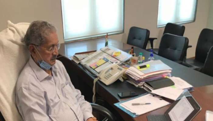 'अत्यावश्यक सेवेसोबत इतर उद्योगही सुरू करण्याबाबत सरकार सकारात्मक'  