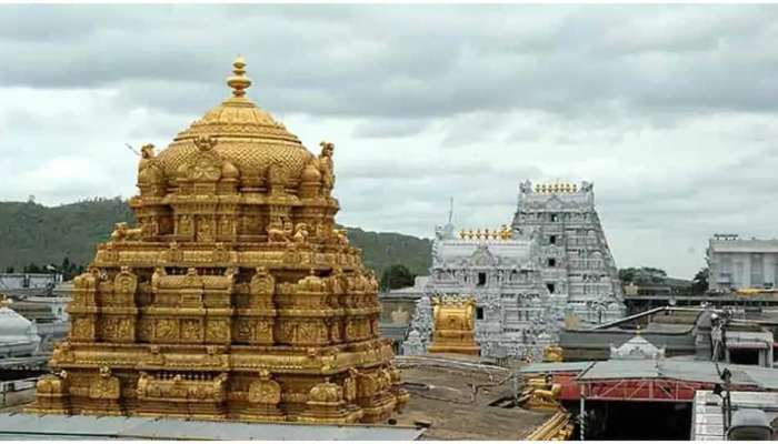 मंदिरे उघडण्यासाठी वारकरी सांप्रदायाच्या आंदोलनाला  प्रकाश आंबेडकरांचा पाठिंबा