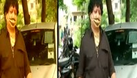 पाहा सोन्याचा मास्क वापरणारा 'गोल्डन टेलर'