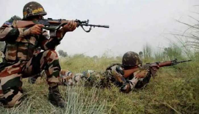 जम्मू-काश्मीर : सुरक्षादल आणि दहशतवाद्यांमध्ये चकमक, ३ दहशतवादी ठार