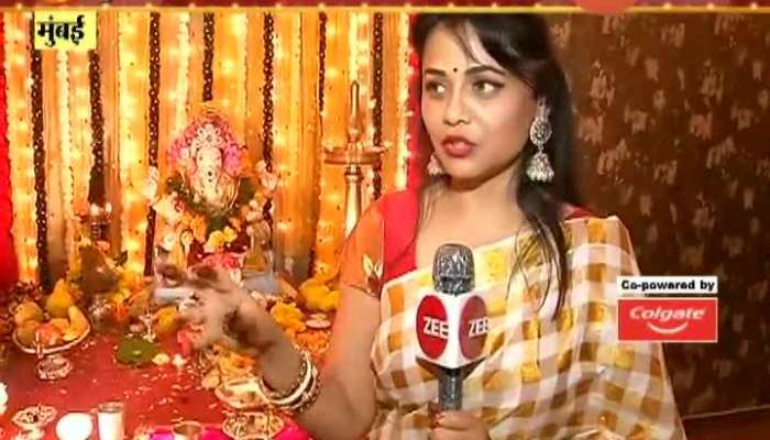 Mumbai Celebrity Ganesha With Actor Pratharna Behre,Prays For Justice For Sushant Singh