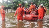चंद्रपुरातील पूरग्रस्तांना प्रति कुटुंब दहा हजारांची तातडीची मदत