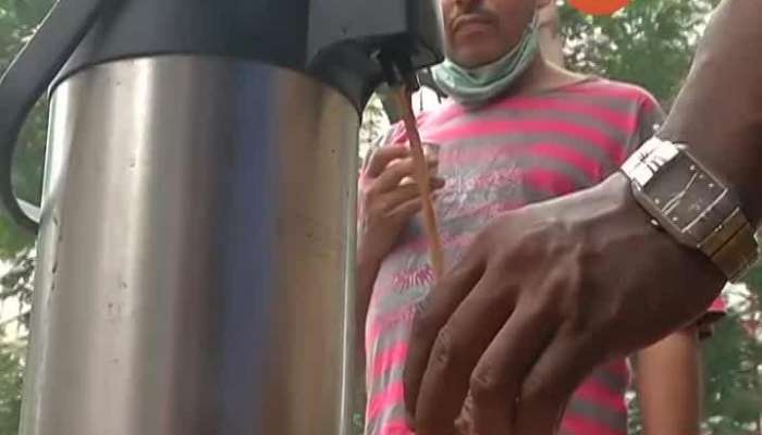 Mumbai,CST Tafufik Shaikh Tea Seller