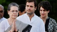 कुटुंबापलीकडे विचार करा; आणखी एका पत्रातून सोनिया गांधींना सल्ला 