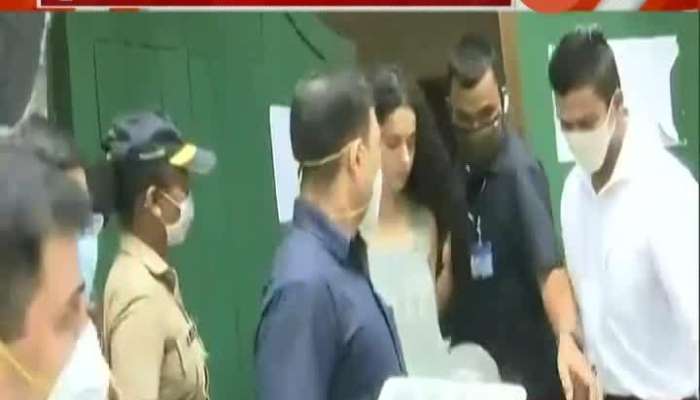 Mumbai Police Inquiry On Kangana Ranavat On Drugs Link