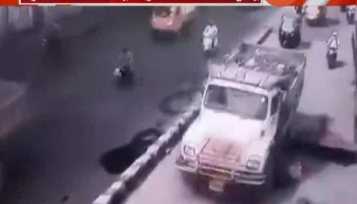 Mumbai Two Wheeler Accident After Safety Barricade Falls