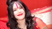 बिग बॉस १४ : घरावर राधे मा'ची कृपा, एन्ट्रीचा व्हिडीओ व्हायरल 