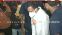 हाथरस | प्रियंका गांधी, राहुल गांधी पीडितेच्या कुटुंबियांना भेटले