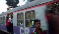 मध्य रेल्वेवर आजपासून धावणार धीम्या लोकल 