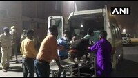 यात्रेकरूंच्या बसचा भीषण अपघात, सात ठार तर ३२ जखमी