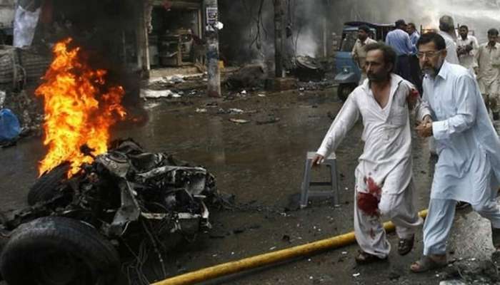 पाकिस्तानात मदरशात बॉम्बस्फोट, सात जणांचा मृत्यू तर ७० जखमी  