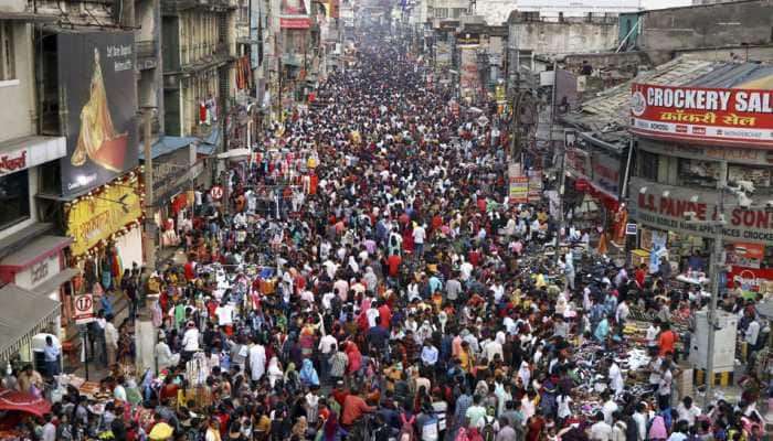 धनत्रयोदशीला बाजारपेठेत दिसली चमक, लोकांनी मोठ्या प्रमाणात केली खरेदी