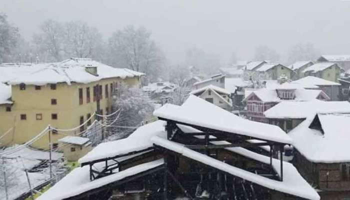 येत्या काळात थंडी वाढणार, मनालीमध्ये पुन्हा हिमवृष्टीची शक्यता
