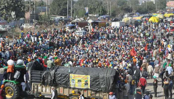 Farmers Protest: दिल्लीच्या &#039;५ पॉईंट&#039;वर आंदोलन, शेतकऱ्यांचा सरकारला इशारा 