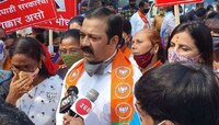 सरकार आलं म्हणजे कुठेही नारळ फोडायचा नसतो, भाजप आमदारांचा शिवसेनेला टोला
