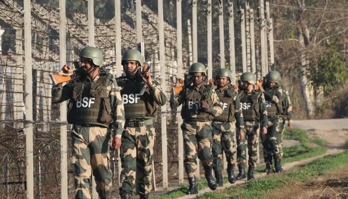 Jammu Kashmir: पाकिस्तानी सैन्याकडून झालेल्या गोळीबारात BSF अधिकारी शहीद 