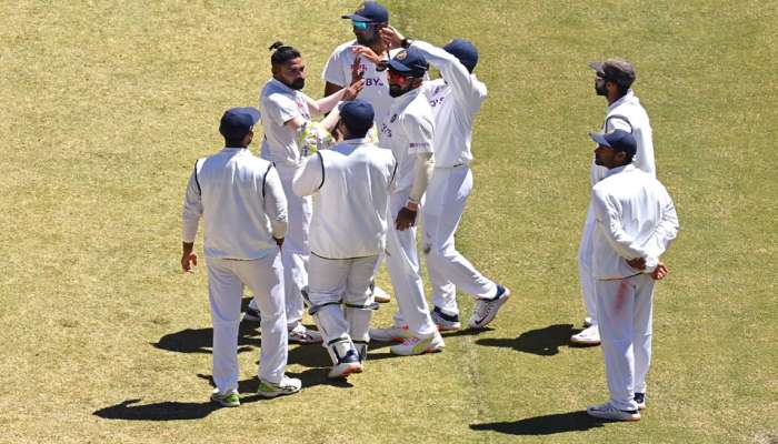 IND vs AUS 2nd Test : ऑस्ट्रेलिया २०० धावांवर ऑल आउट, भारताला जिंकण्याची संधी