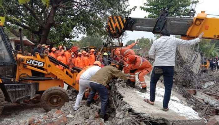 अंत्यसंस्काराला गेलेल्या लोकांवर कोसळलं छत; १८ लोकांचा मृत्यू 