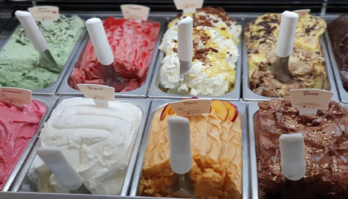 कोरोनाचा धोका ; आईस्क्रीम खात असाल तर सावधान