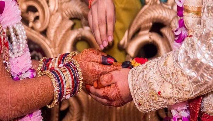 लग्न न होणाऱ्या मुलांचं लग्न लावून फसवणूक करणाऱ्या टोळीपासून सावधान