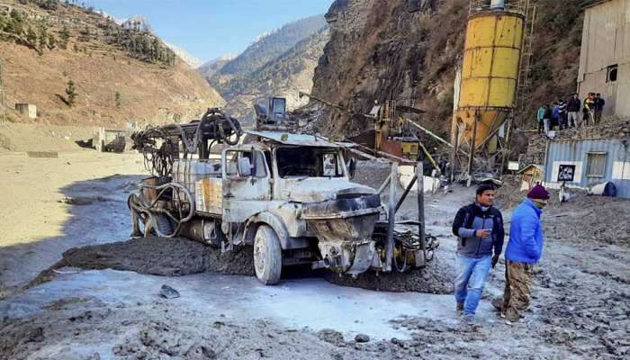 उत्तराखंडमध्ये बांध फुटला, पाहा कशी आहे १ दिवसानंतरची परिस्थिती