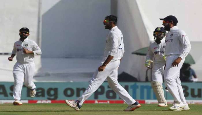 Ind vs Eng 4th test : भारतीय संघाचे गोलंदाज इंग्लंडवर भारी, 4 खेळाडू तंबूत
