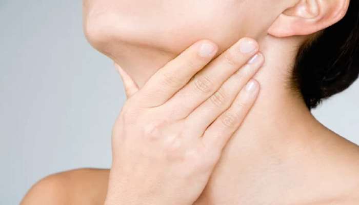 Sore Throat Cure : घशाच्या खवखवीला त्रासला आहात, तर ७ गोष्टी करा  