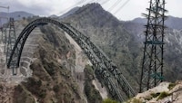 भारतीय रेल्वेने बांधला जगातील सर्वात उंच रेल्वे ब्रिज