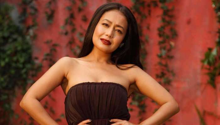 Neha Kakkar अडचणीत, सुप्रीम कोर्टात याचिका दाखल 