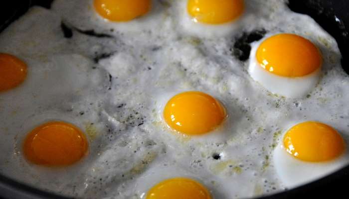  कोरोनावर काय आहे अंडे का फंडा?, या शहरात रोज १० लाख अंड्यांवर ताव
