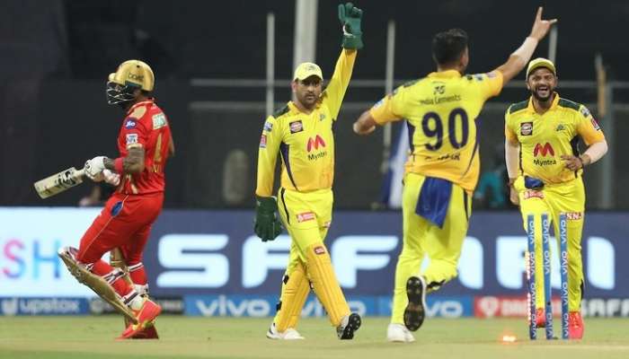 IPL 2021: रविंद्र जडेजाचा परफेक्ट थ्रो! जबरदस्त &#039;रनआऊट&#039;चा फोटो व्हायरल