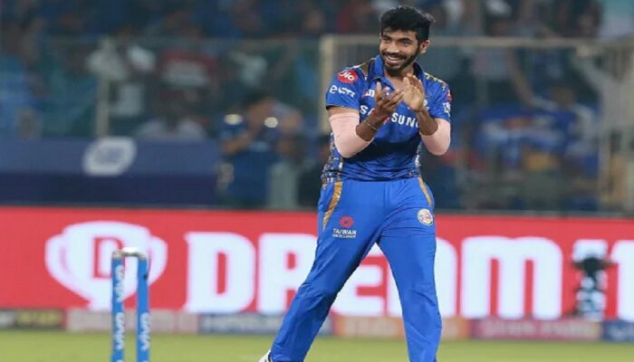 IPL 2021 : Jasprit Bumrah ने हा रेकॅार्ड केल्यामुळे, मुंबई इंडियन्सचा पराभव