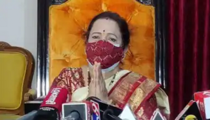 मुंबईच्या महापौरांकडून मुंबईकरांना हातजोडून आवाहन