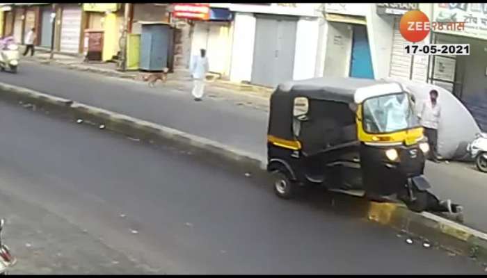 Rikshaw Turnover While Kicking Stray Dog