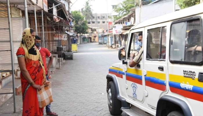 कोविड नियमांचे उल्लंघन केल्याने कारवाई, विक्रेत्यांकडून पोलिसांवर हल्ला
