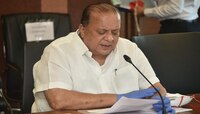मिळणार लाखोंचं बक्षिस फक्त, तुमचं गाव करा कोरोनामुक्त - ग्रामविकास मंत्र्यांची घोषणा